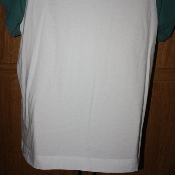 3/$15 SJB Vintage Top - Picture 7 of 9